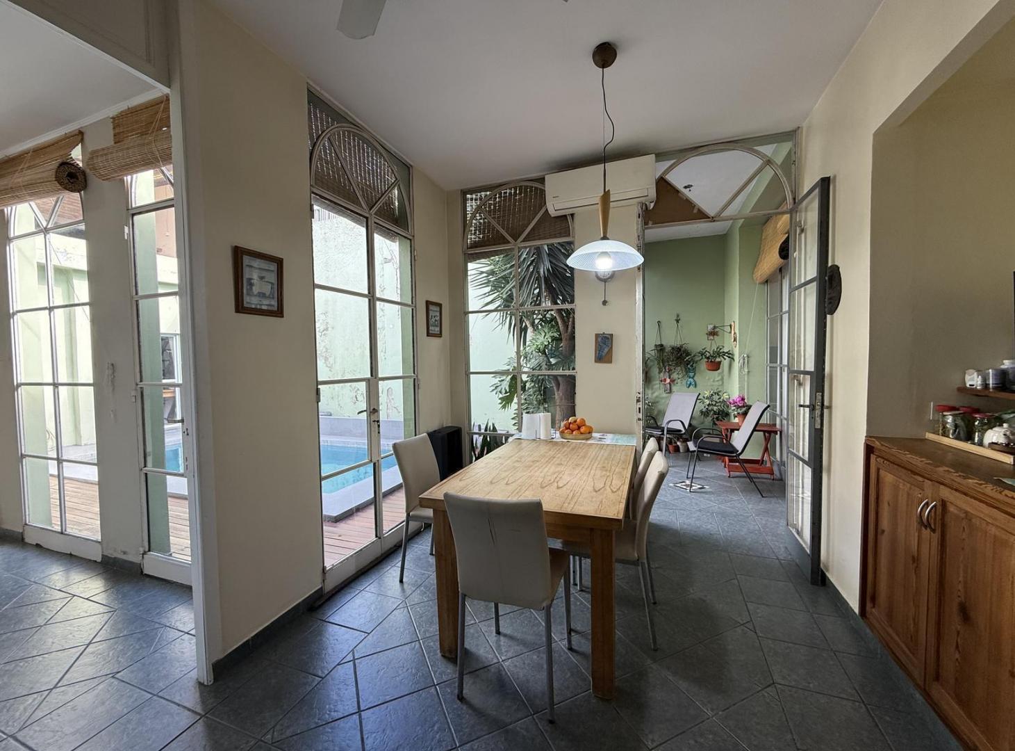 Foto de Casa en venta de 3 dormitorios en La Plata, imagen 4