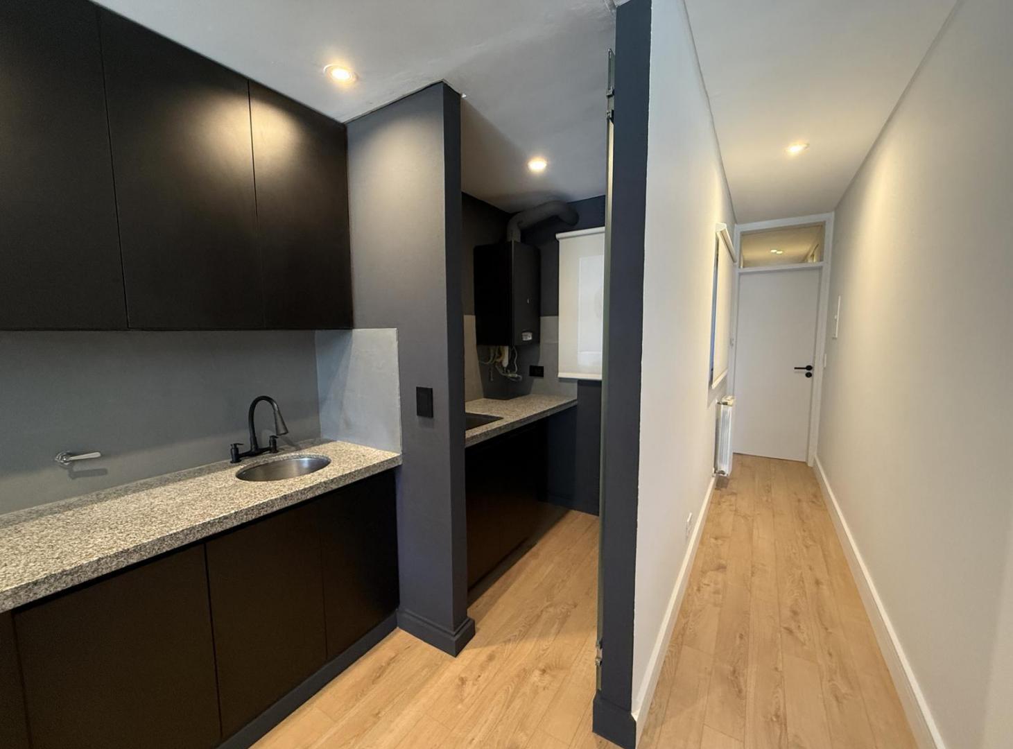 Foto de Departamento de 2 dormitorios en venta en La Plata, imagen 4