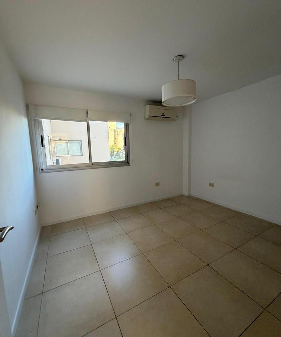 Foto de Departamento de categoría de 3 dormitorios en venta y alquiler en Zona, imagen 2