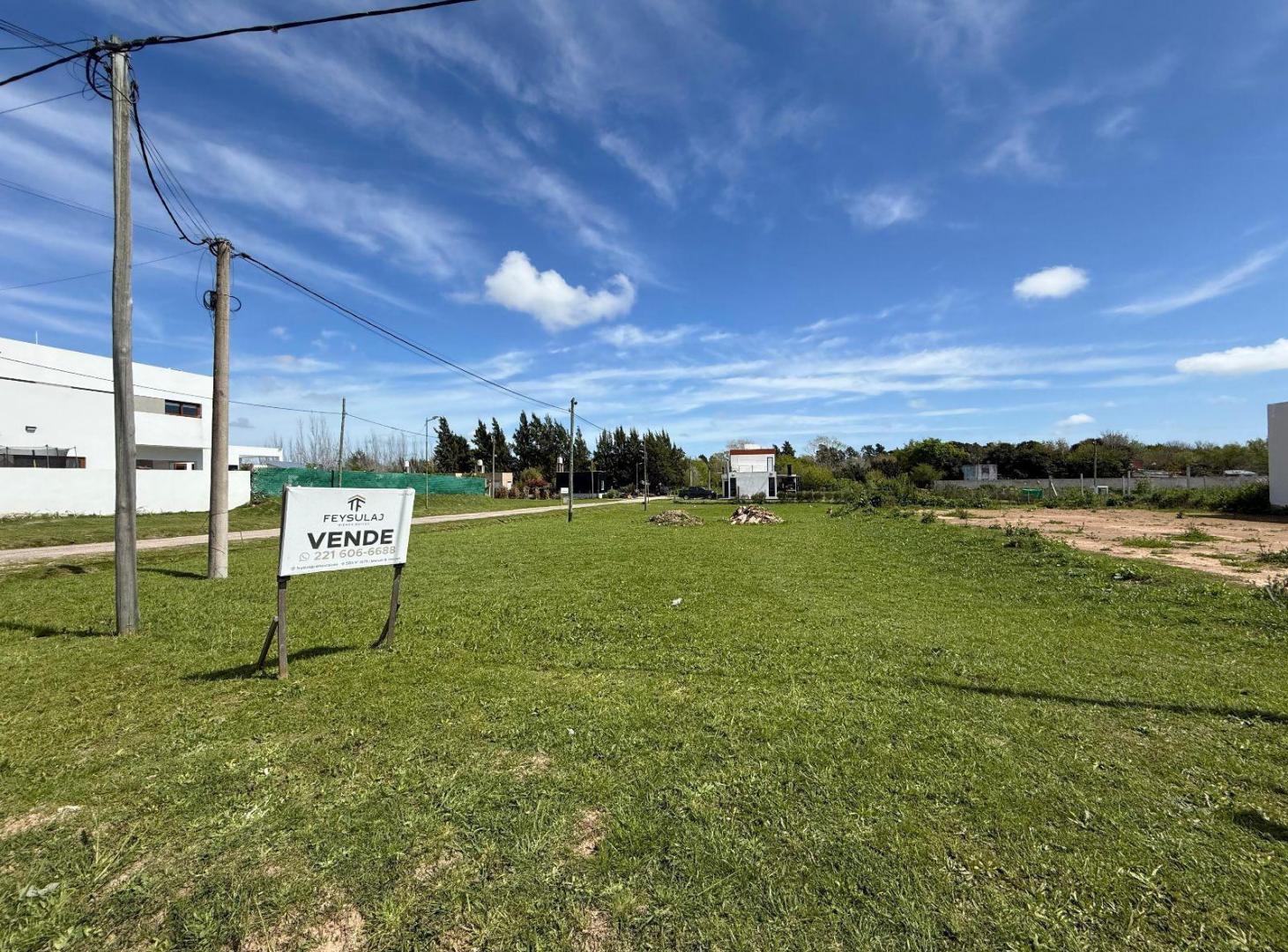 Foto de Terreno en venta en barrio cerrado de City Bell, imagen 1