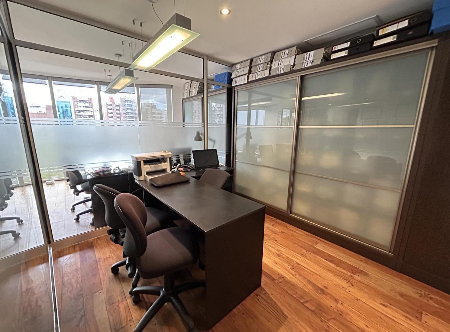 Foto de Oficina en venta en La Plata, imagen 2