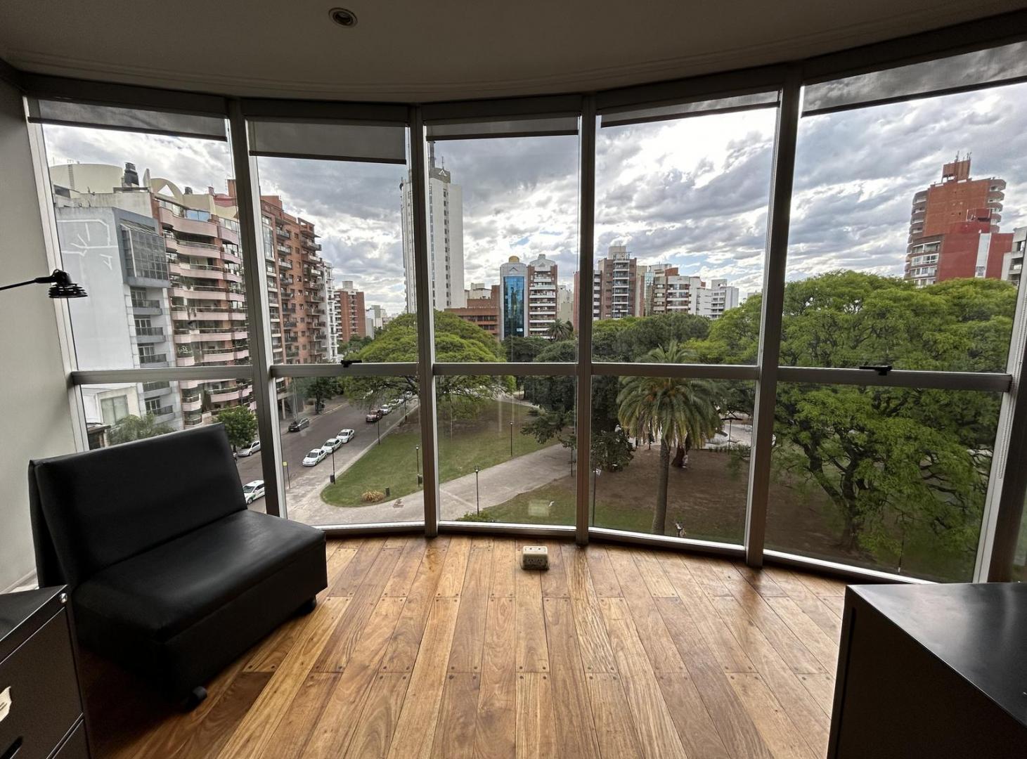 Foto de Oficina en venta en La Plata, imagen 1