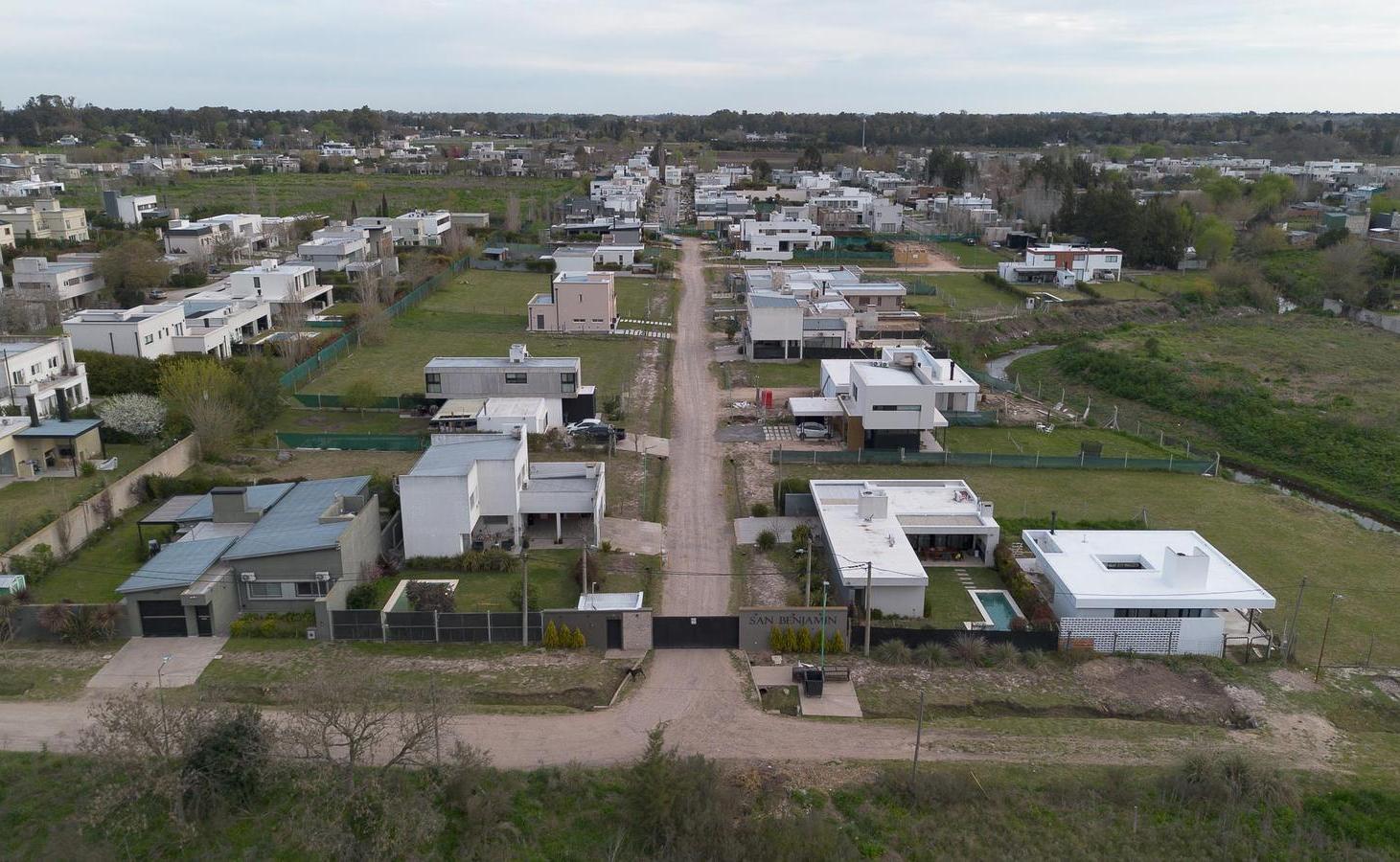 Foto de Terreno en venta en Barrio Cerrado en City Bell, imagen 2