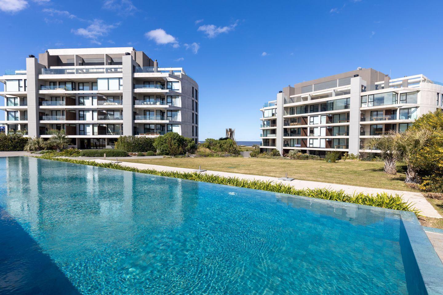 Foto de Departamento de 3 dormitorios en venta en Punta del Este, imagen 2