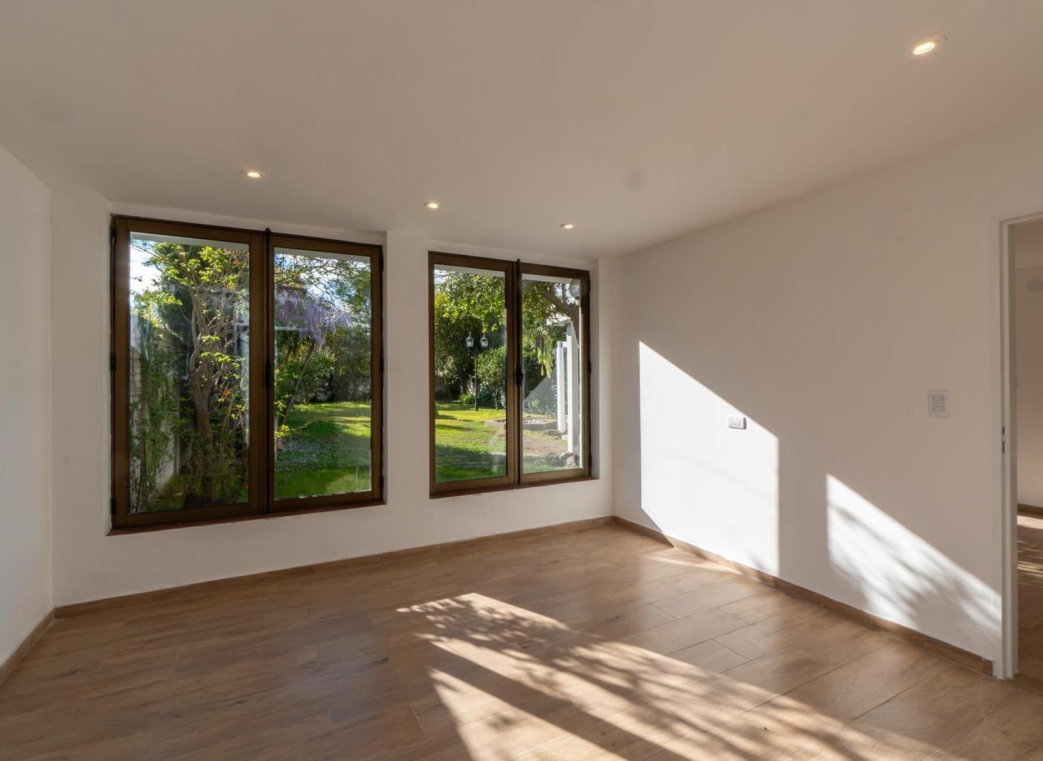 Foto de Casa de 2 dormitorios en venta en Manuel B Gonnet, imagen 3