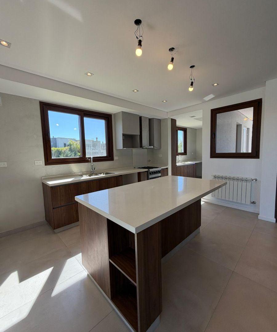 Foto de Casa En Venta Terralagos Canning A Estrenar, imagen 3