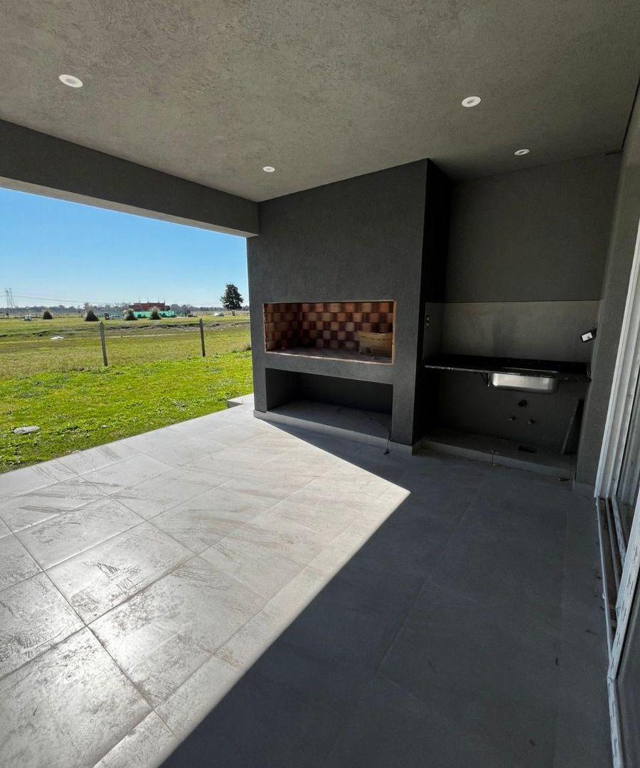 Foto de Casa En Alquiler San Simón Canning, imagen 2