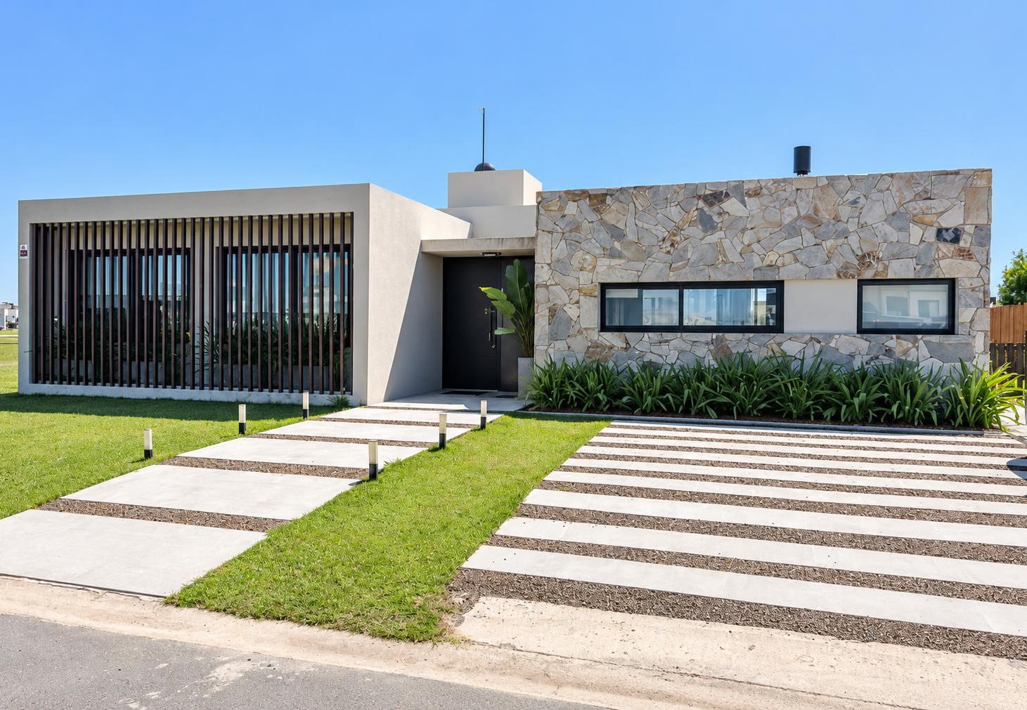 Foto de Casa En Venta Lagos De Canning, imagen 2