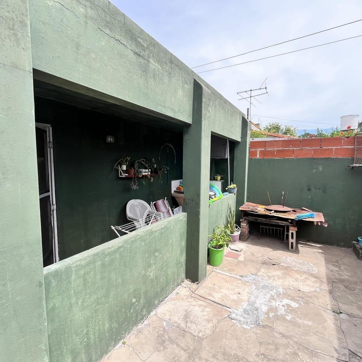 Casa en Venta en Terreno Propio con Posibilidad de Agrandar, 2 Baños, 2 Habitaciones Etc 2