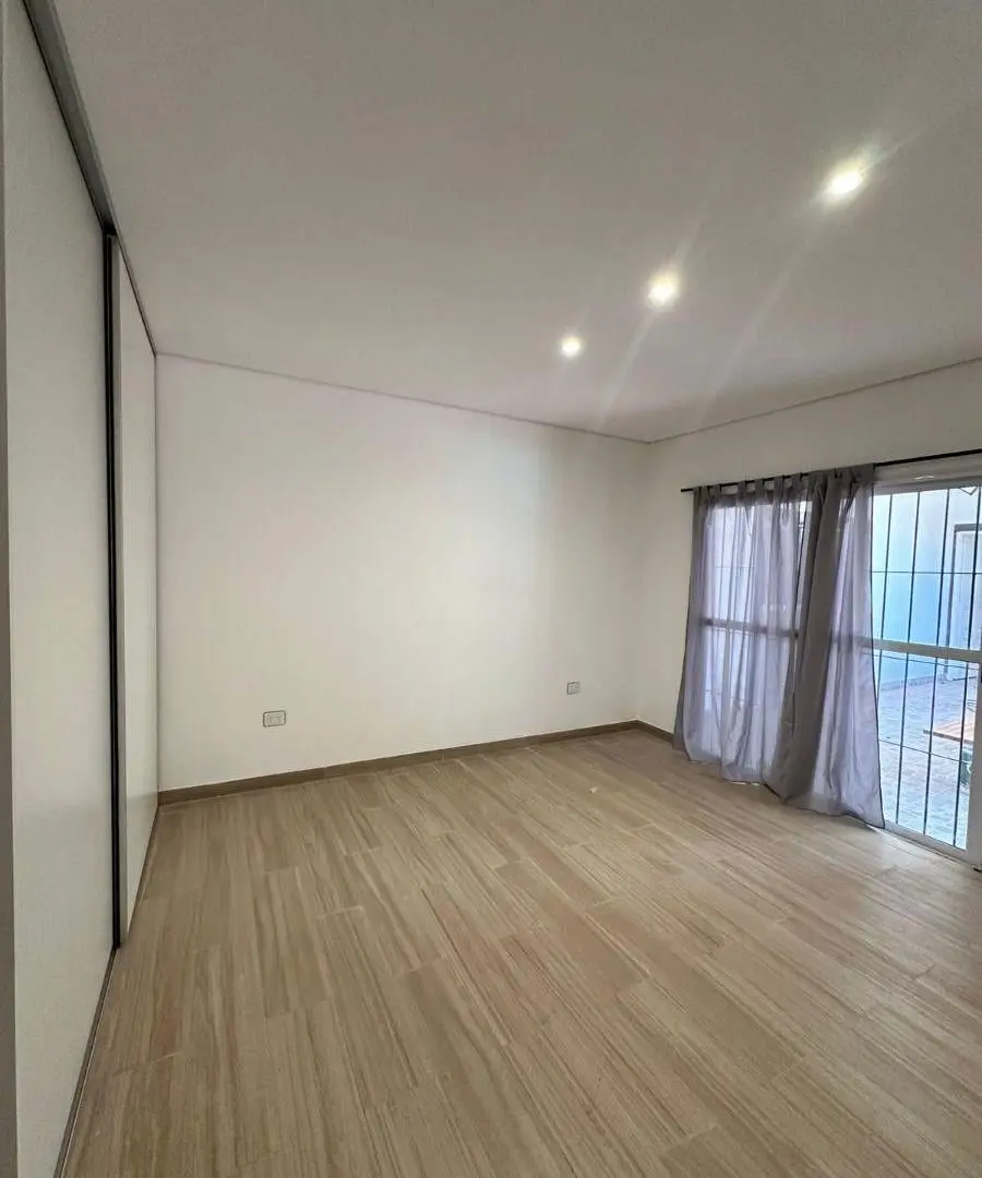 "OPORTUNIDAD CASA EN ALQUILER A ESTRENAR " 8