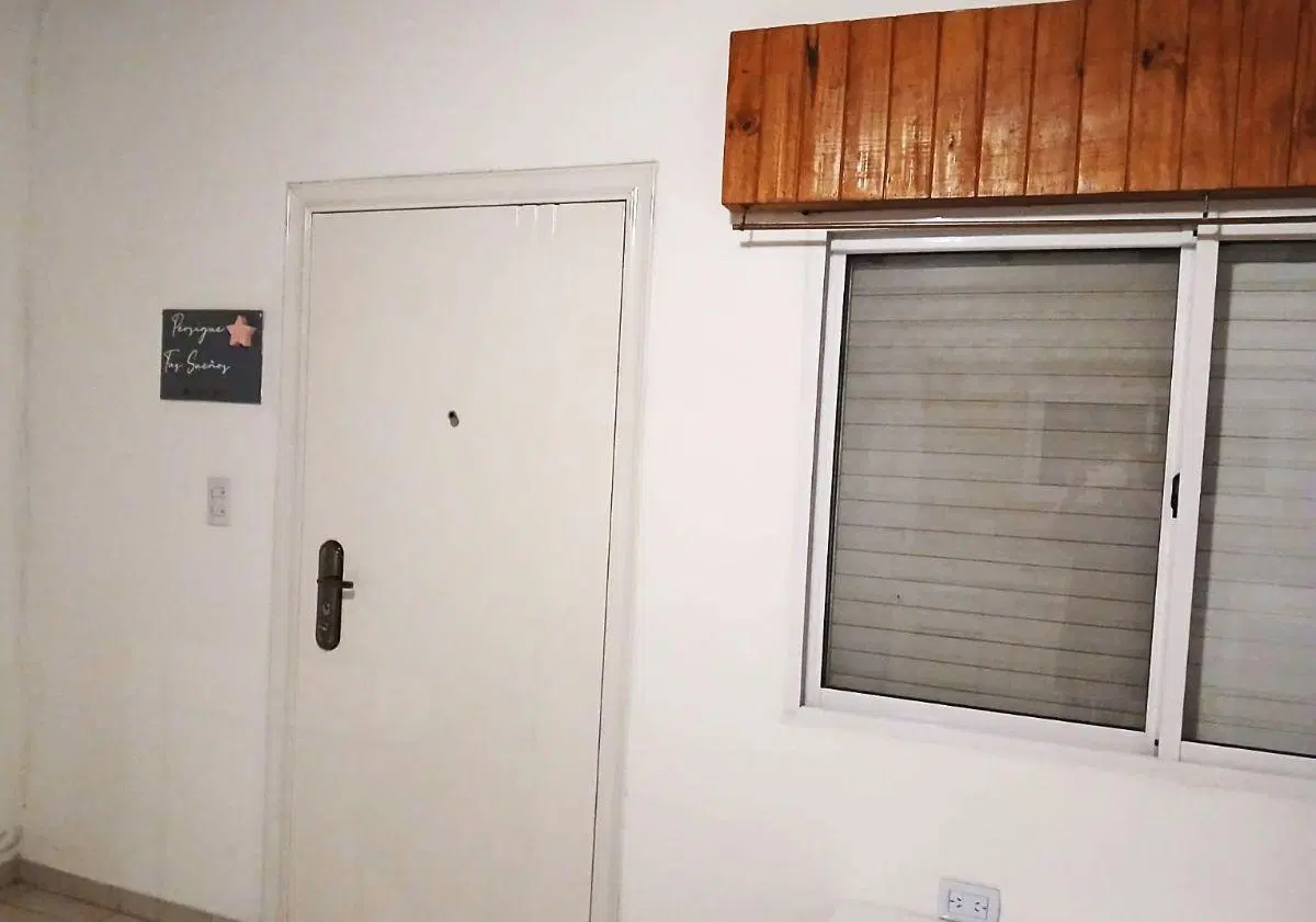 AMPLIO DEPARTAMENTO EN ALQUILER 1