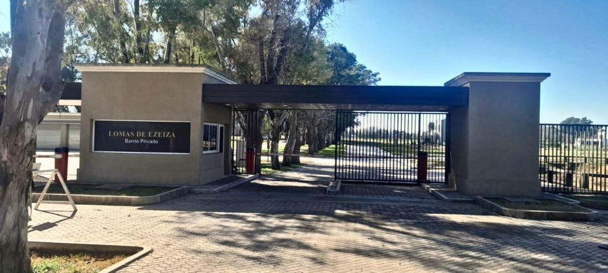 Foto de AMPLIO LOTE EN HERMOSO BARRIO PRIVADO, imagen 2