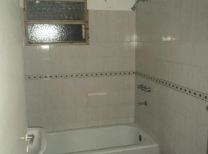 ALQUILO CHALET CLASICO C/JARDIN - COCHERA - FONDITO - DEPEND SERVICIO 5