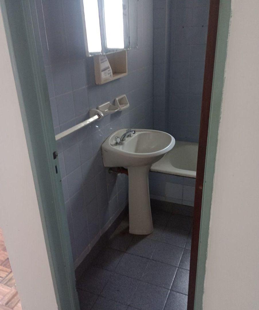 Foto de Departamento de 29 m² con 1 dormitorio en alquiler en Ramos Mejía Centro, imagen 2