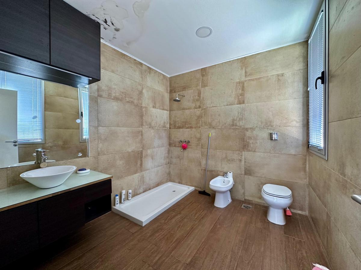 Casa en Country La Cuesta - 400 m² Contruidos - Lote Plano 5