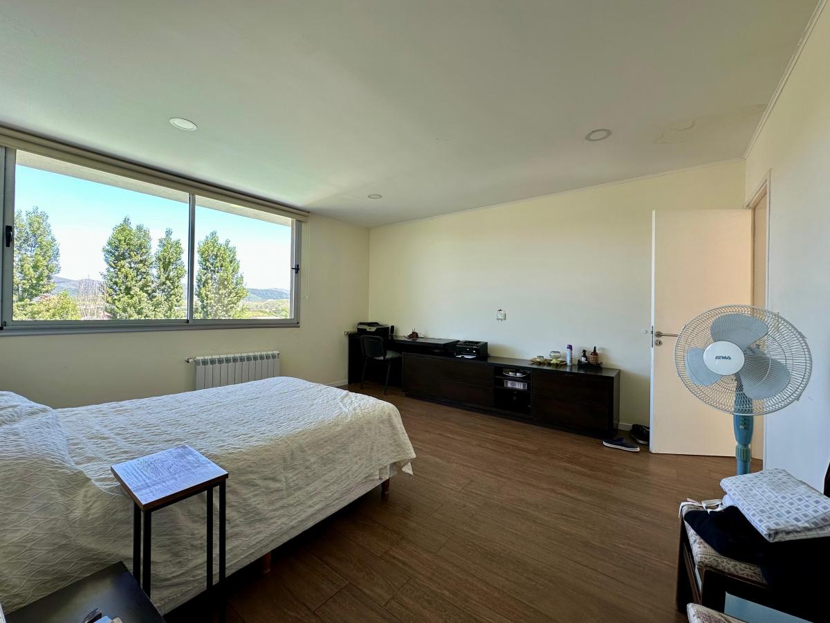 Casa en Country La Cuesta - 400 m² Contruidos - Lote Plano 2