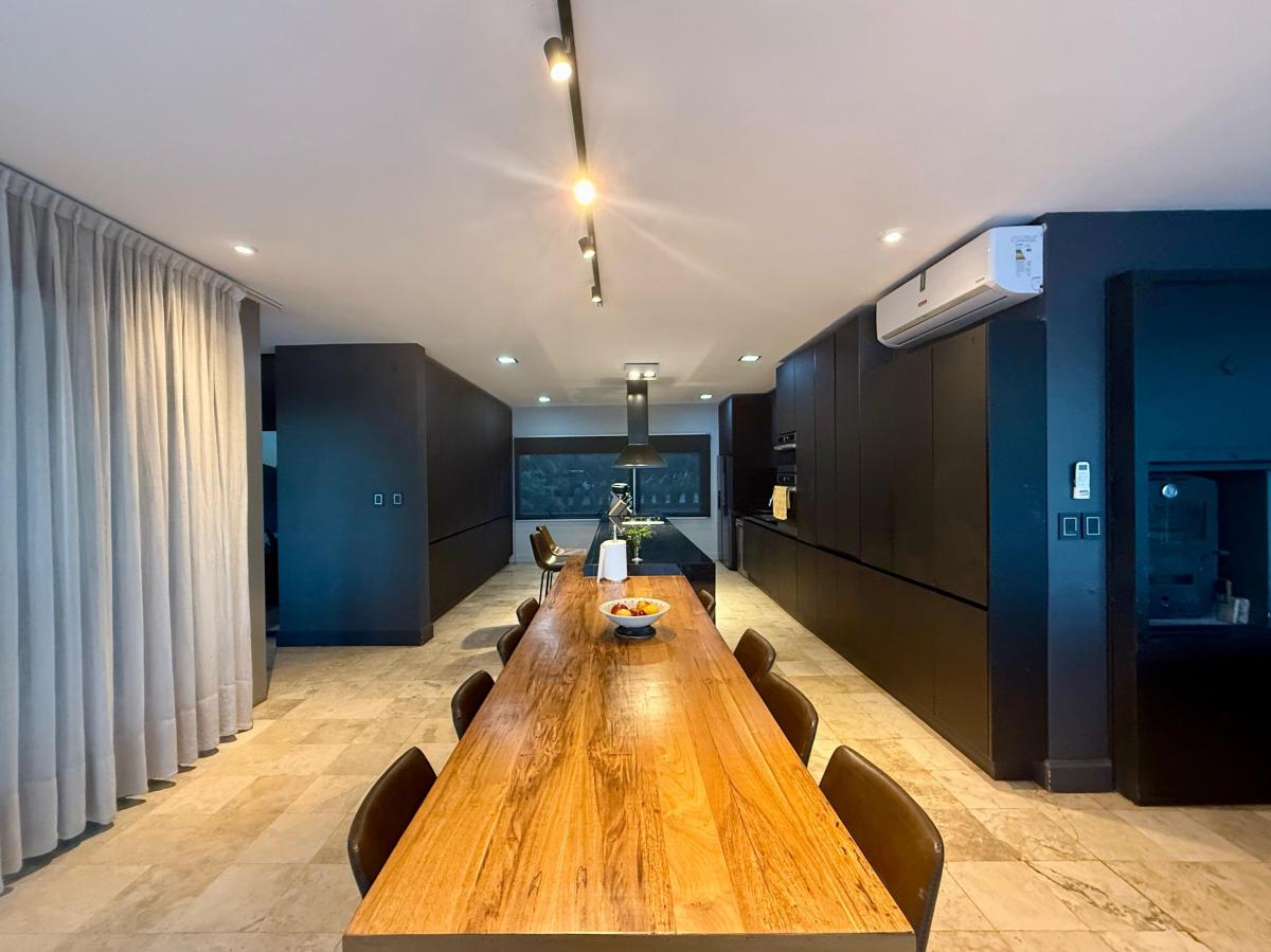 Exclusiva Casa en Country Cuatro Hojas - Privacidad, Lujo y Vistas Únicas 5