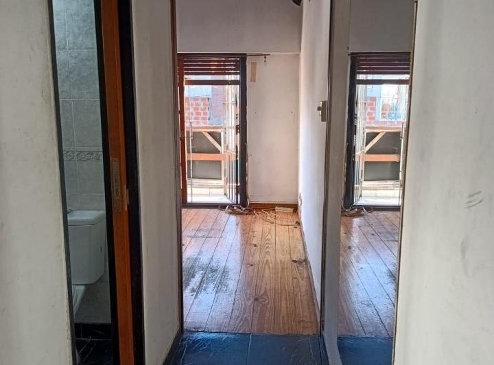 Departamento 2 Ambientes con Garaje para dos autos ubicado en San Justo 2