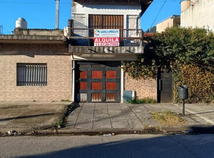 Departamento 2 Ambientes con Garaje para dos autos ubicado en San Justo 1