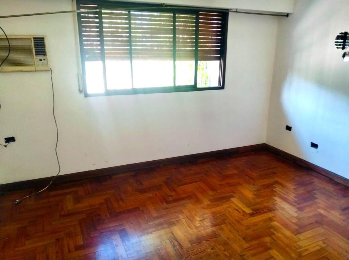 Foto de Casa de 3 ambientes con Garaje y patio ubicada en San Justo, Partido de, imagen 5