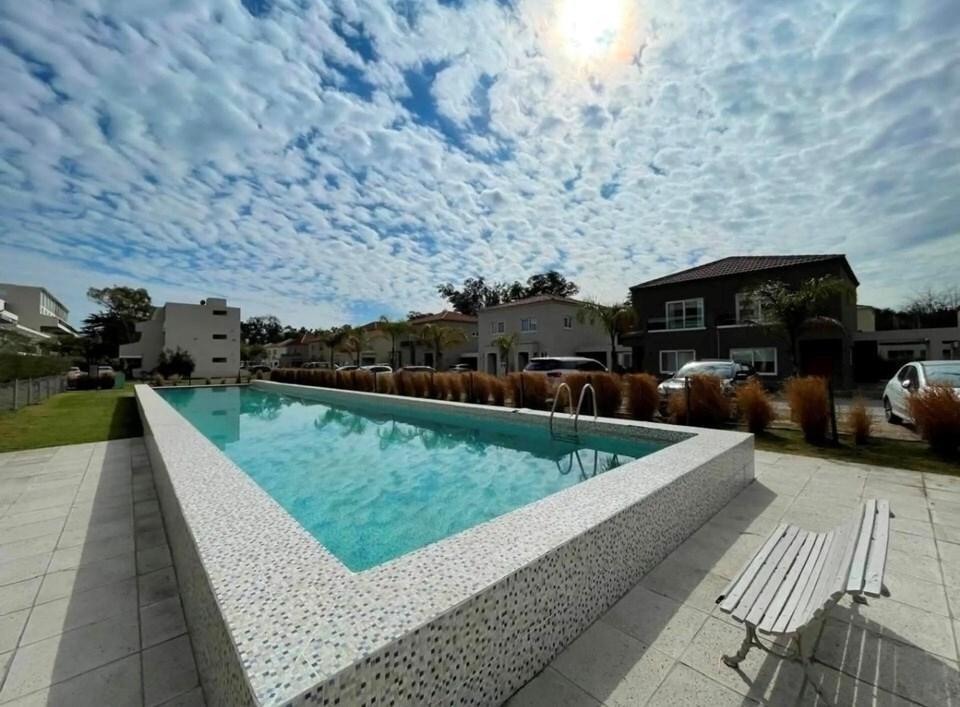 Departamento en Venta en Saravi Village, Pilar, G.B.A. Zona Norte