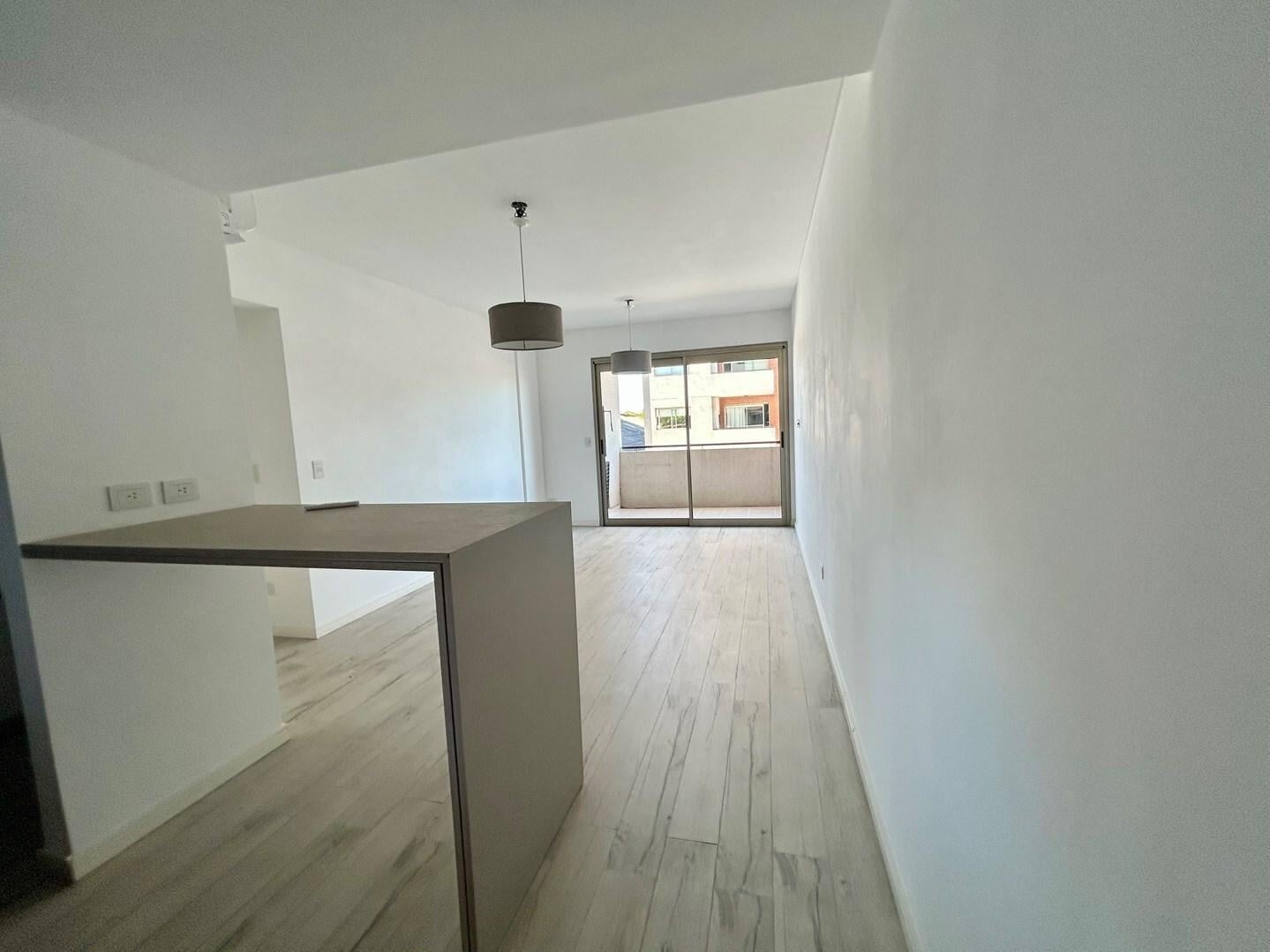 Departamento  en Alquiler en Tigre, G.B.A. Zona Norte, Argentina