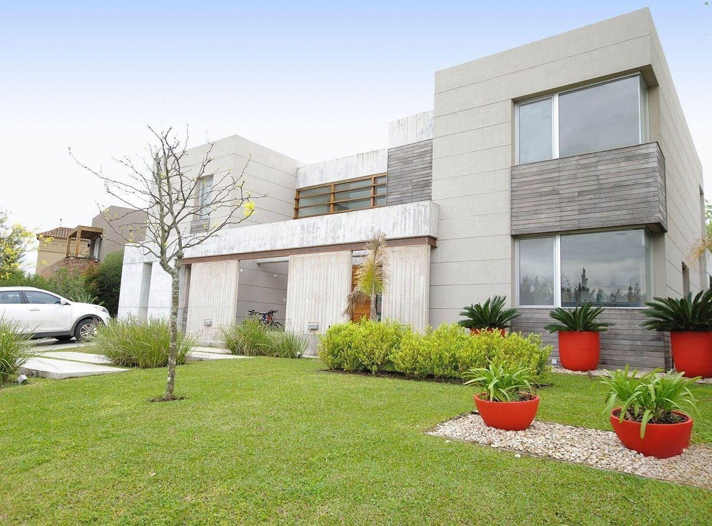 Foto de Casa Chalet en Venta en Cabos del Lago, Nordelta, Tigre, imagen 1