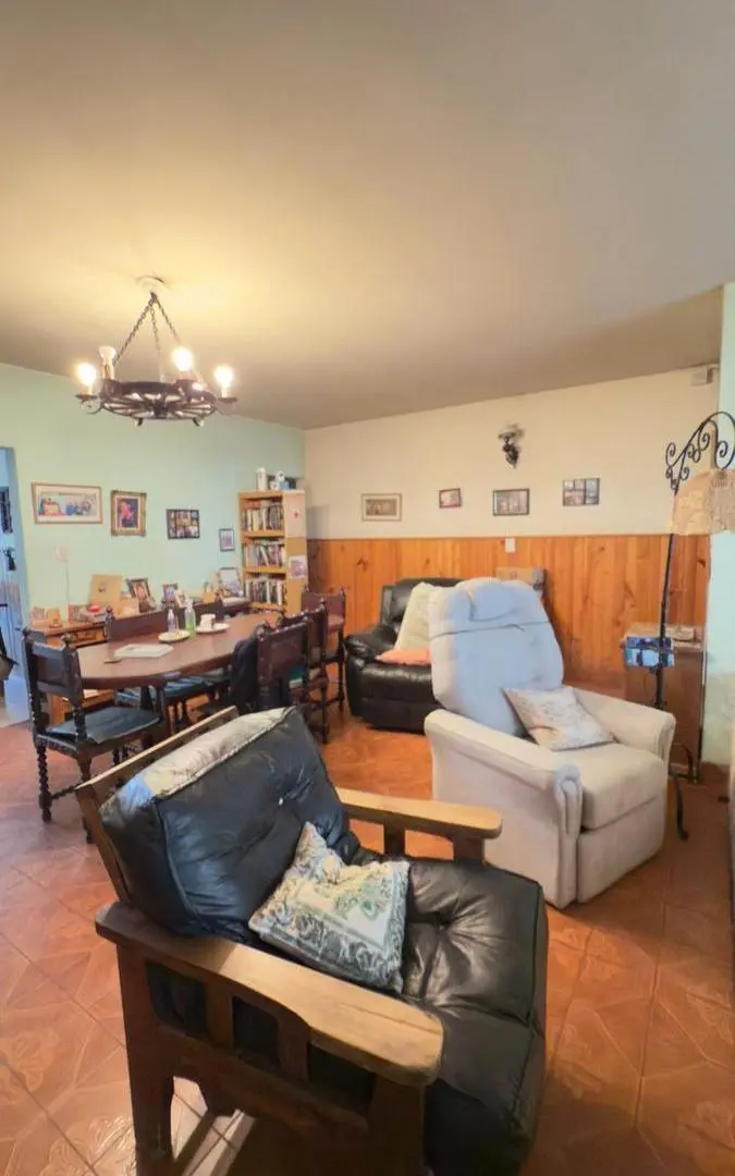 Venta Casa 3 dormitorios en B° Los Alamos, Cipolletti 4