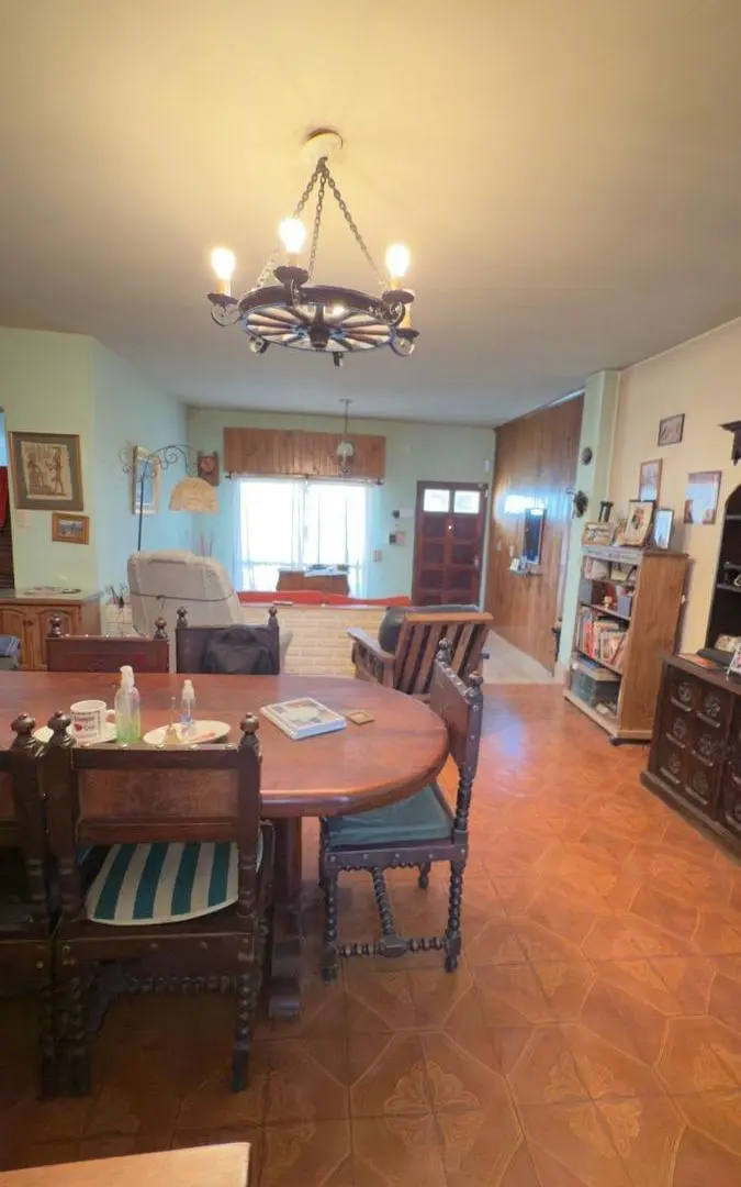 Venta Casa 3 dormitorios en B° Los Alamos, Cipolletti 5