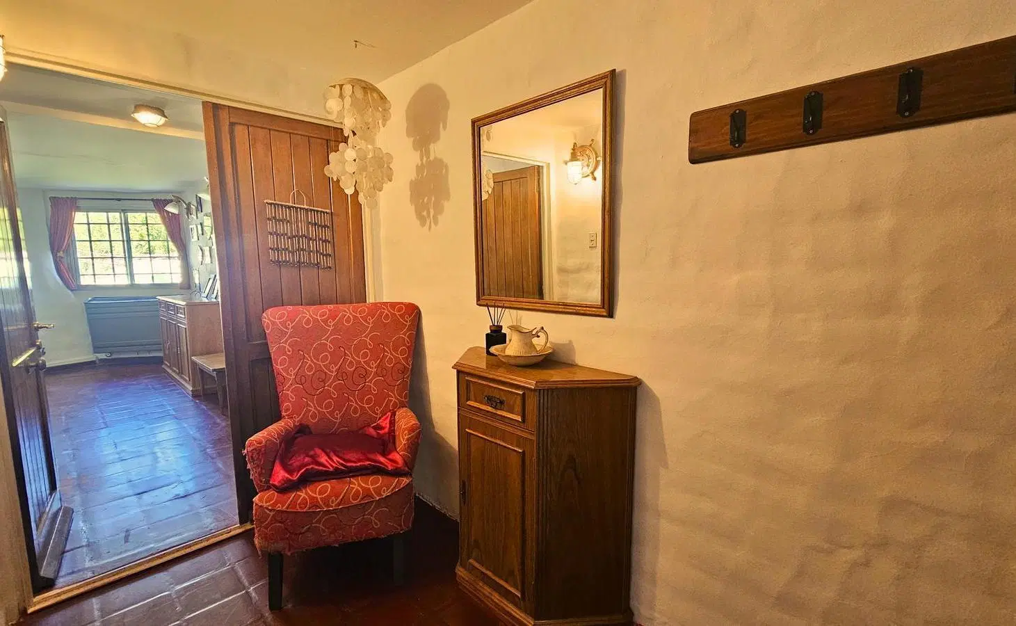 Venta Casa 3 dormitorios con Pileta, B° Jardines del Rey, Neuquén 2