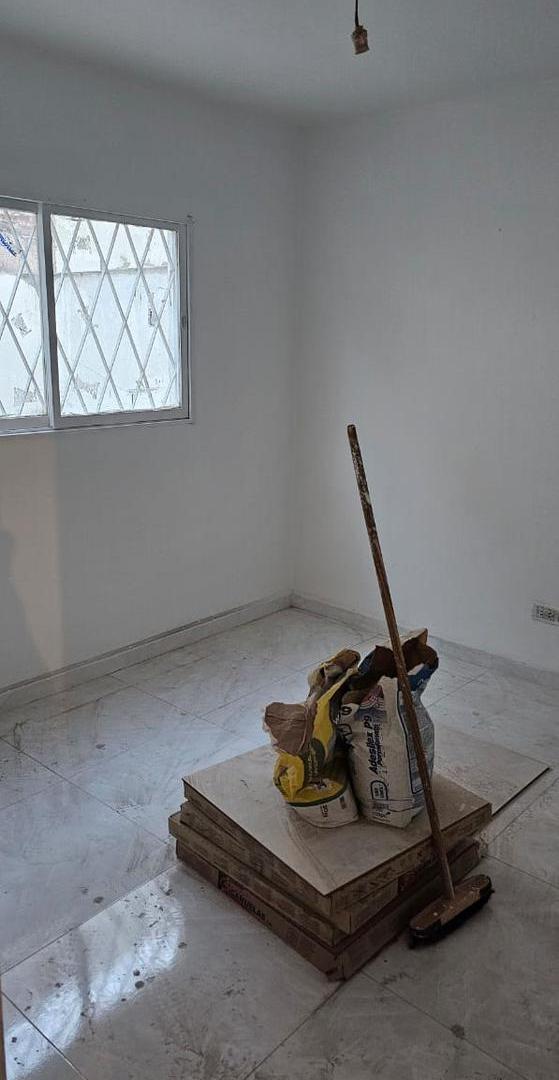 Foto de Duplex con 4 dormitorios en Alquiler en Neuquen, imagen 1