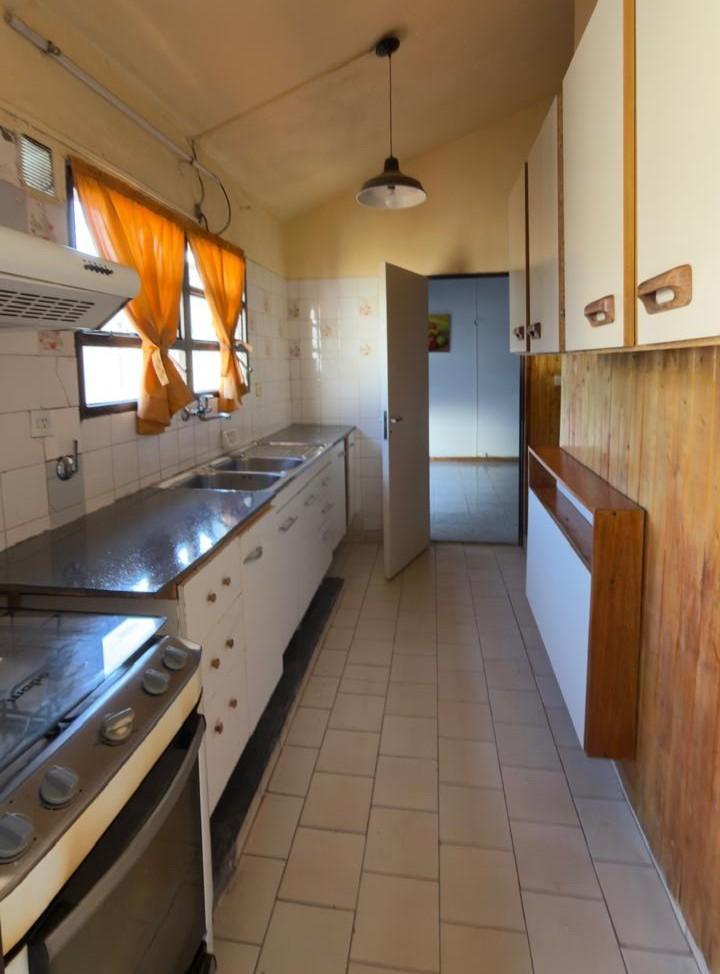 Foto de Alquiler Casa 3 dormitorios en B° Carnaghi, Neuquén, imagen 2