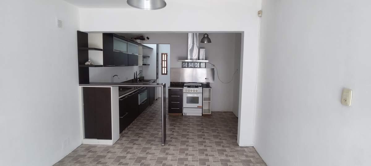 Venta Casa 3 Dorm. con Galpon 170 m² - Santa Isabel 1 Secc 2