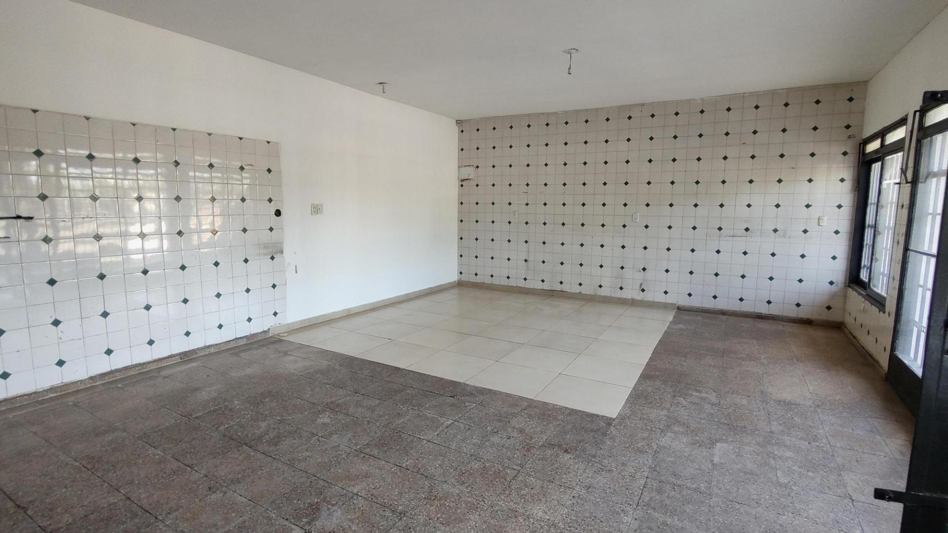 Foto de VENTA CASA 2 DORMITORIOS LOCAL - SANTA ISABEL 3ra Secc - AV ARMADA, imagen 5
