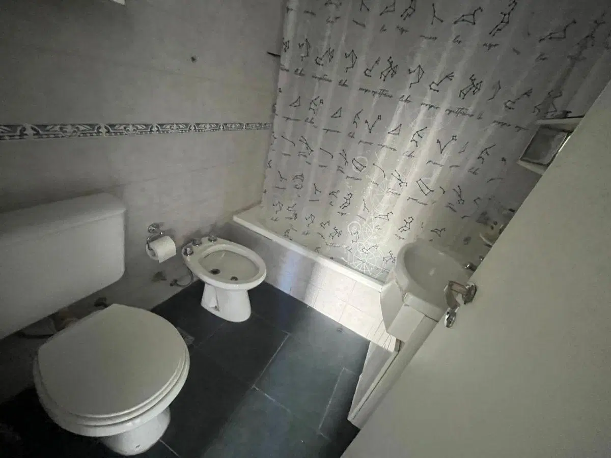 Departamento de 35 m² de 1 ambiente en alquiler en Primera Junta 8