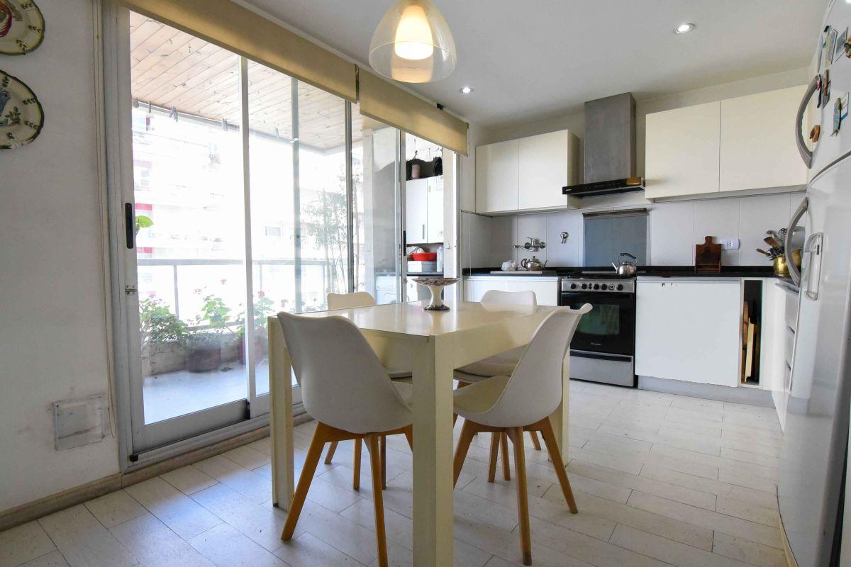 Foto de Venta Piso 4 ambientes al Frente con Balcón aterrazado Caballito Norte, imagen 5