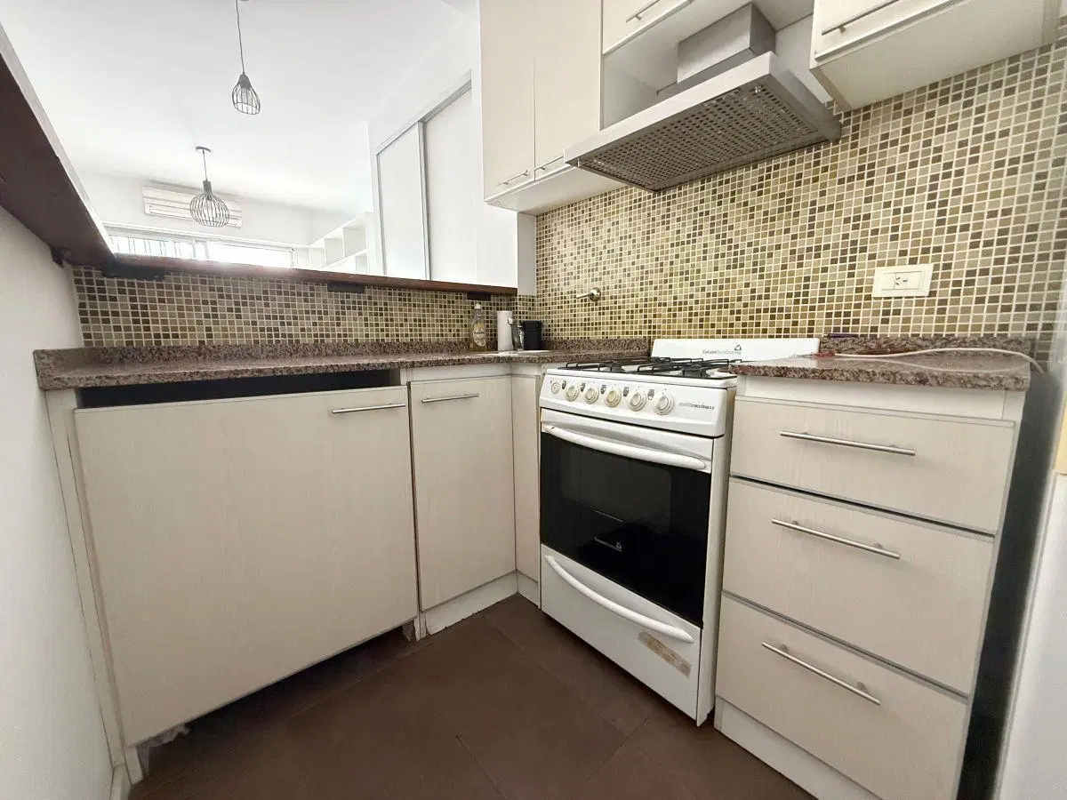Venta Departamento 1 Ambiente Divisible en Villa del Parque 5
