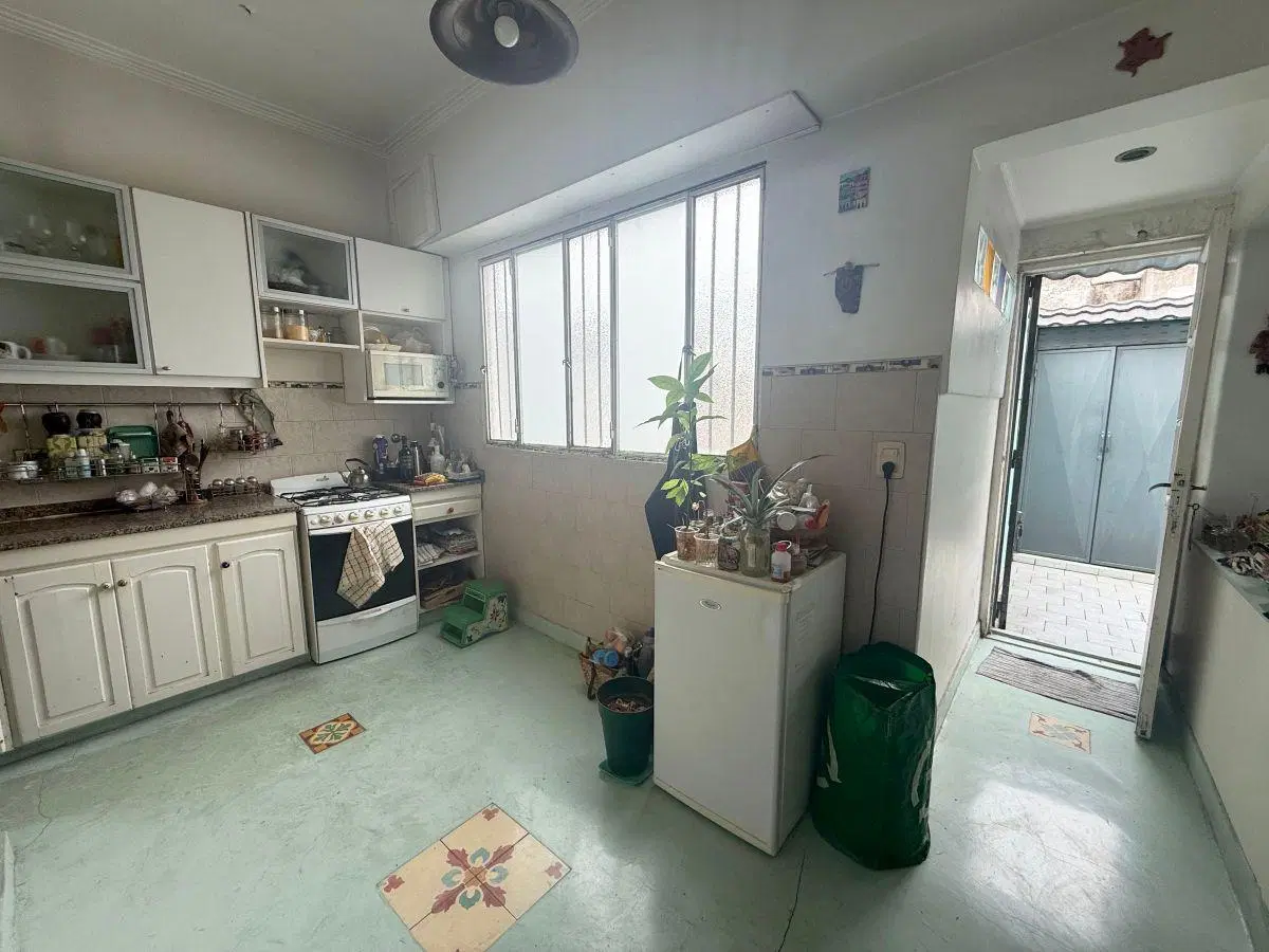 Venta PH 3 Ambientes con patio y terraza en Villa del Parque 4