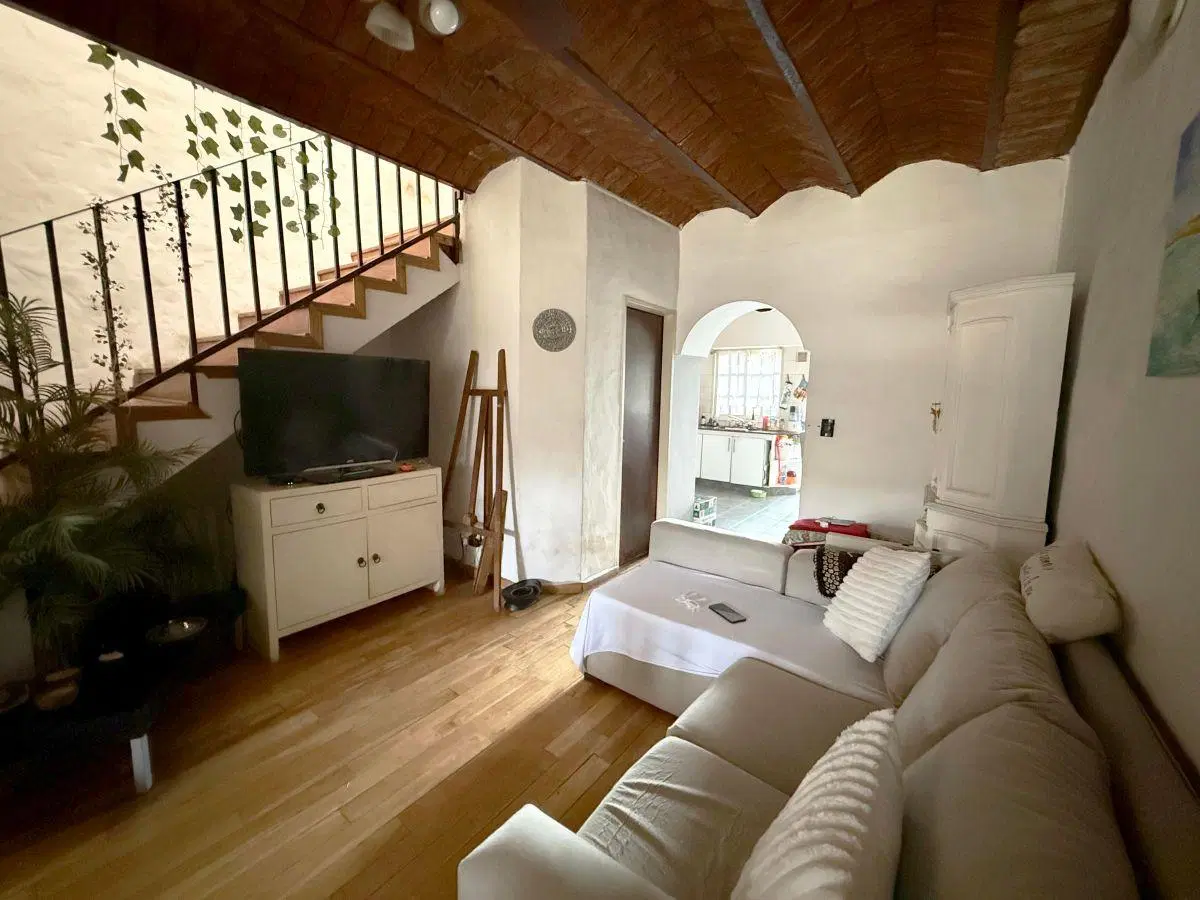 Venta Duplex 4 Ambientes con Cochera en Villa Pueyrredón 4