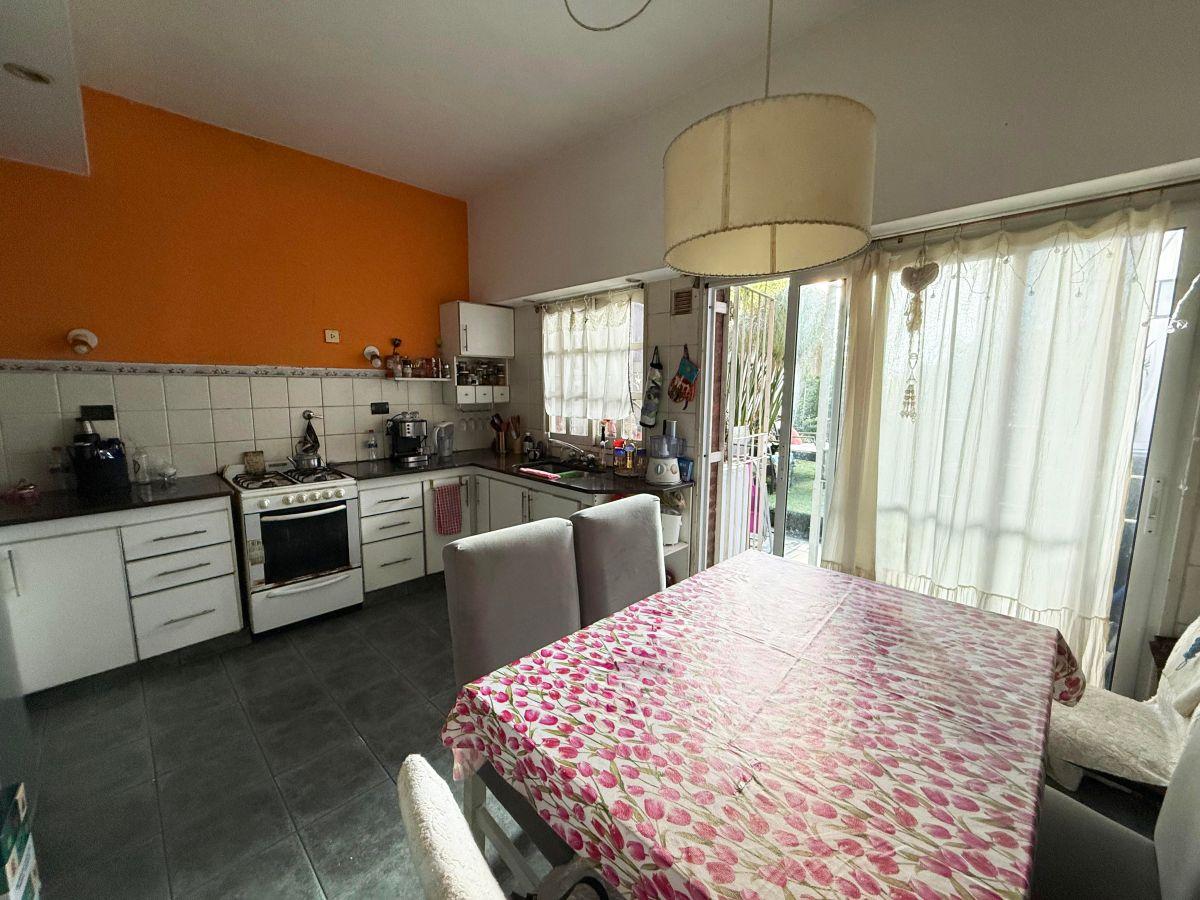 Foto de Venta Duplex 4 Ambientes con Cochera en Villa Pueyrredón, imagen 4
