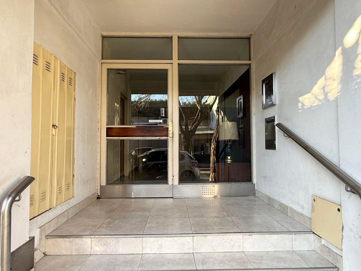 Foto de Venta Departamento 2 Amb en Belgrano, imagen 3
