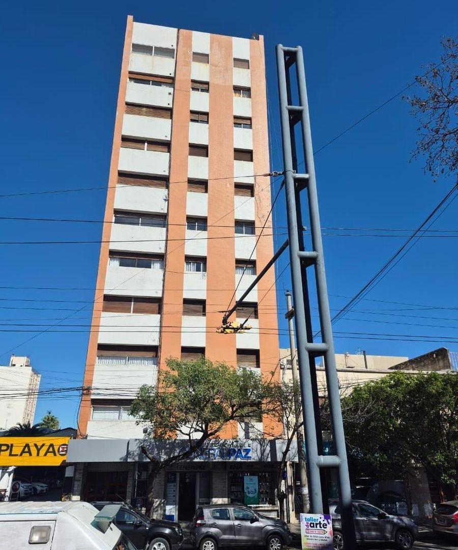 GRAL. PAZ ROMA AL 500 2 DORM C/ RENTA