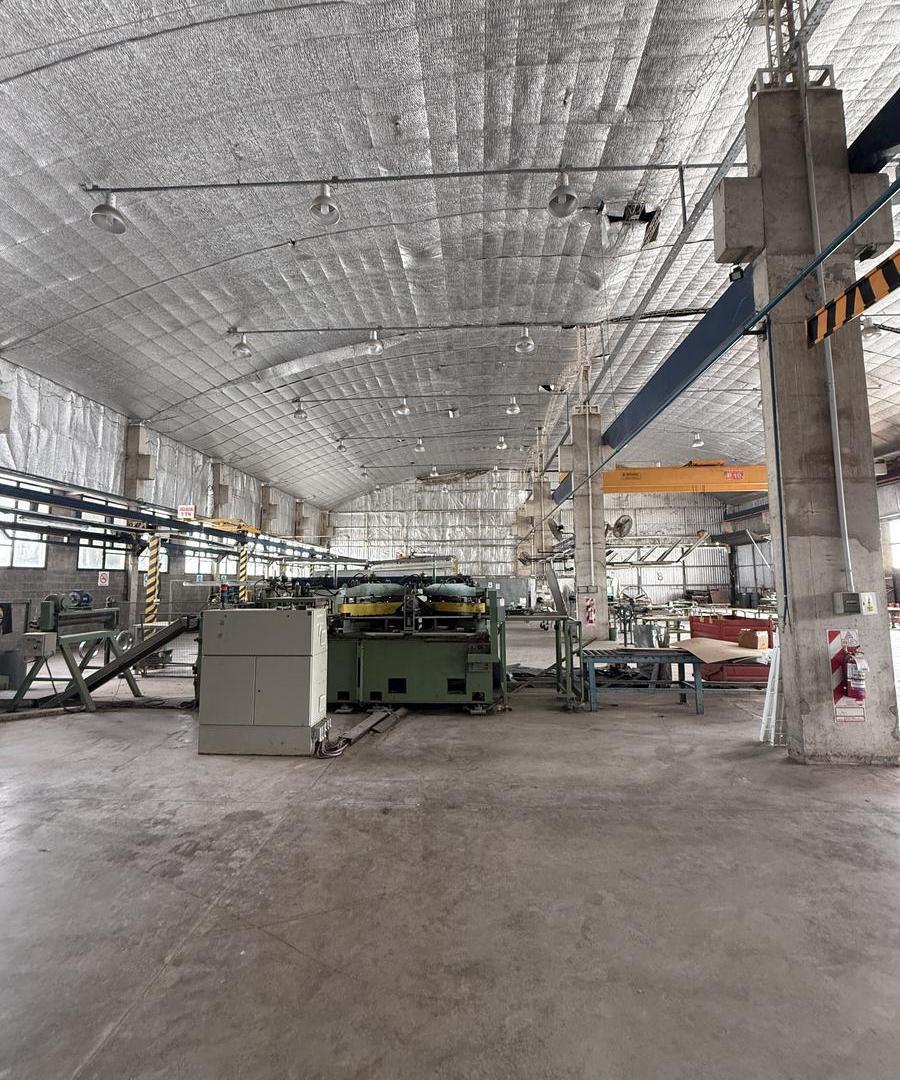 Foto de EXC. GALPON IDEAL CENTRO LOGISTICO / 1350 MTS CON OFICINAS Y COCHERAS, imagen 2