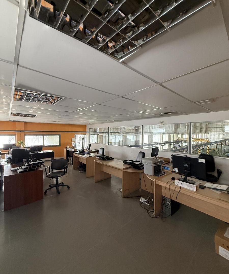 Foto de EXC. GALPON IDEAL CENTRO LOGISTICO / 1350 MTS CON OFICINAS Y COCHERAS, imagen 4