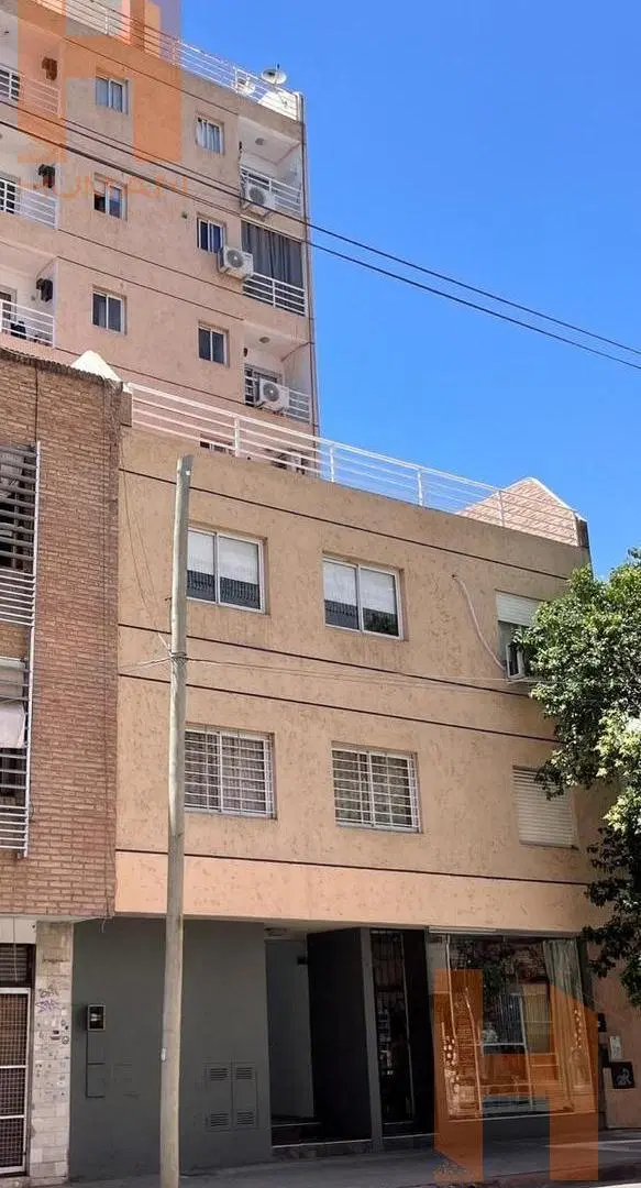 PLANTA BAJA 2 PATIOS, A 300 MTRS TRIBUNALES I 2