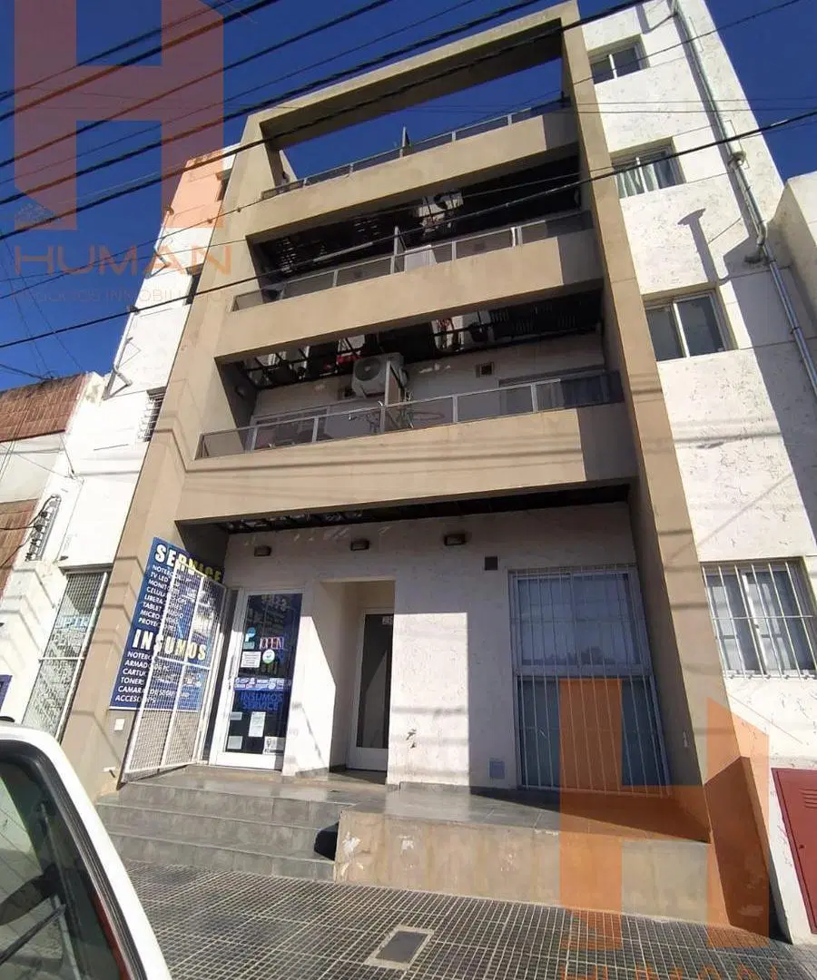 OPORTUNIDAD!! IDEAL PARA RENTA - FACILIDADES 3