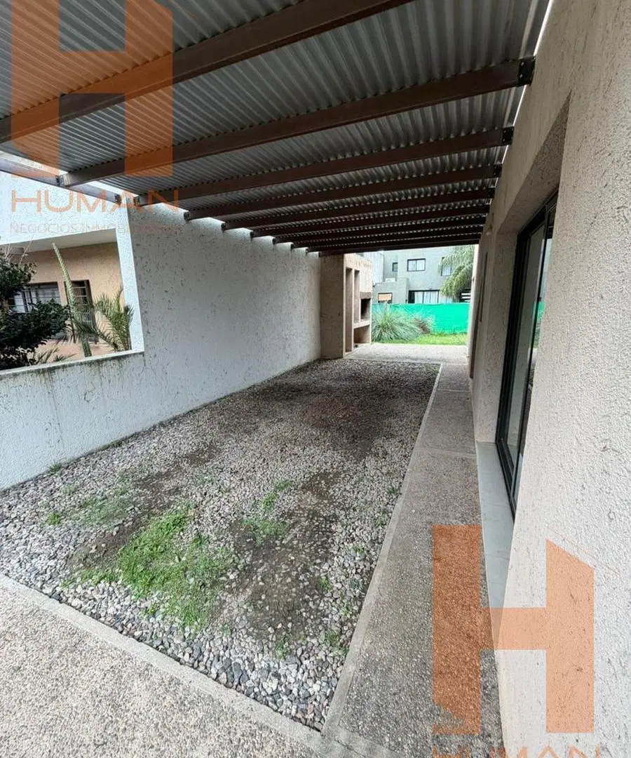 ALQUILER -DUPLEX CAMPO DE VUELO II -DOS DORM- TRES BAÑOS 4