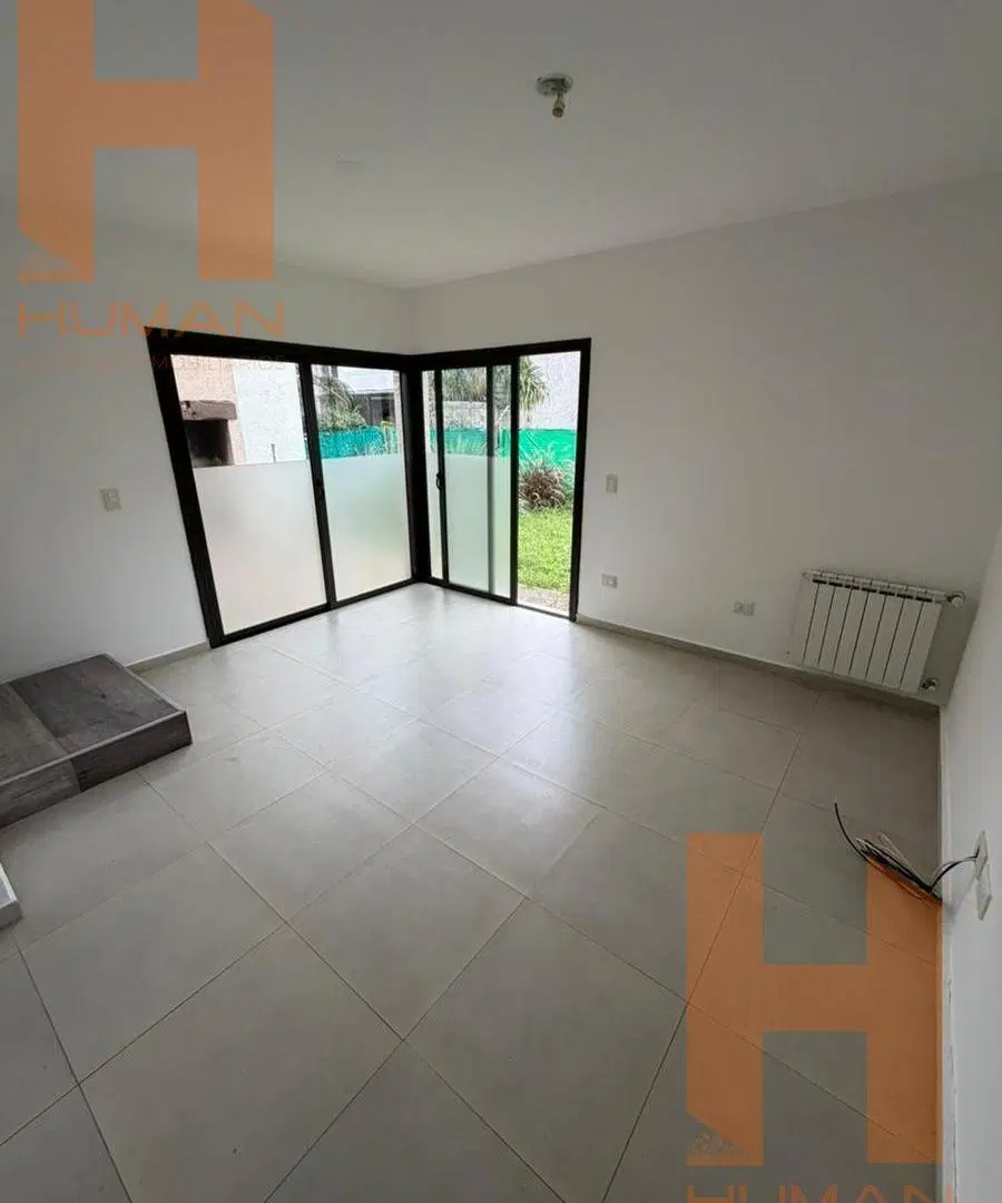 ALQUILER -DUPLEX CAMPO DE VUELO II -DOS DORM- TRES BAÑOS 3