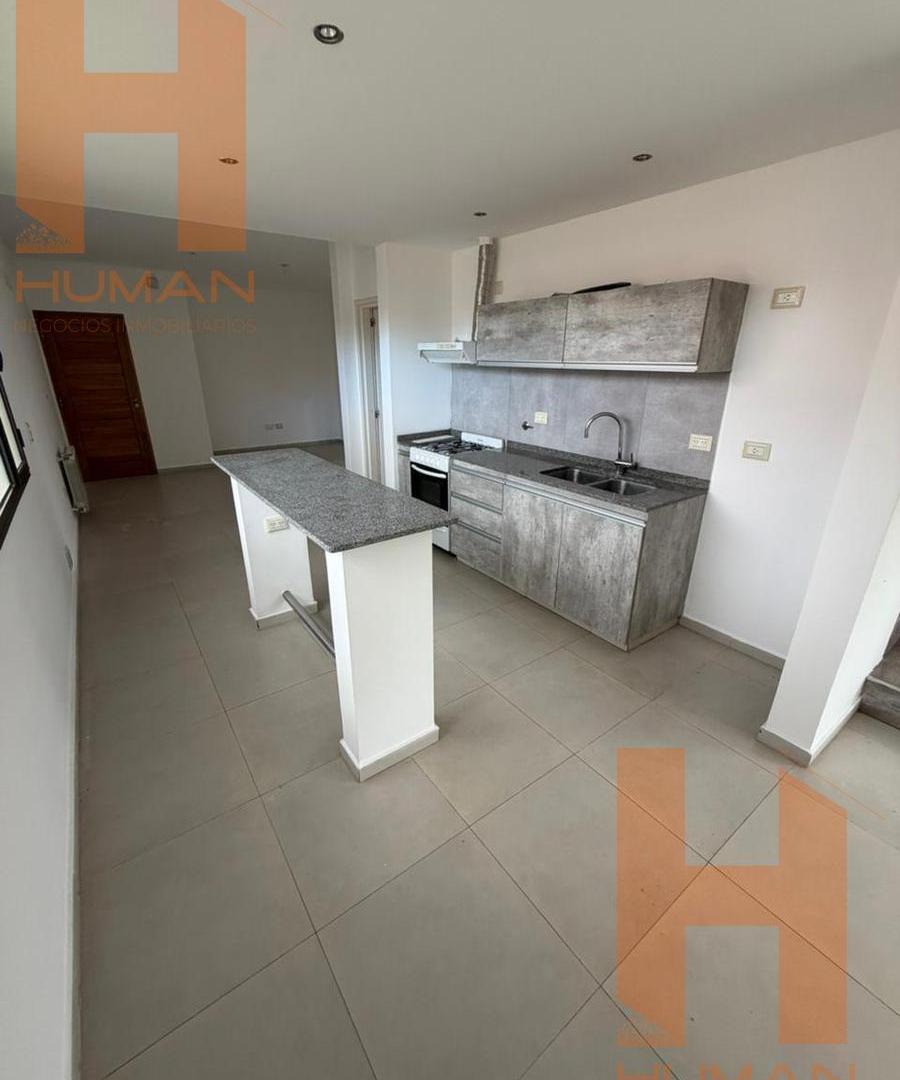 Foto de ALQUILER -DUPLEX CAMPO DE VUELO II -DOS DORM- TRES BAÑOS, imagen 1