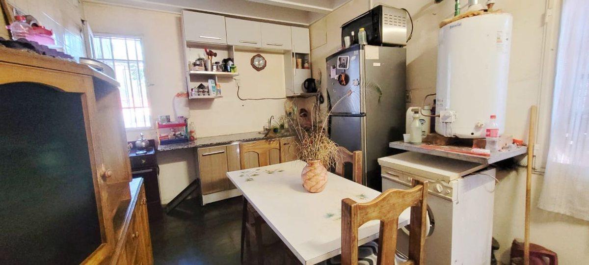 Casa y Departamento en Venta en Godoy Cruz 3
